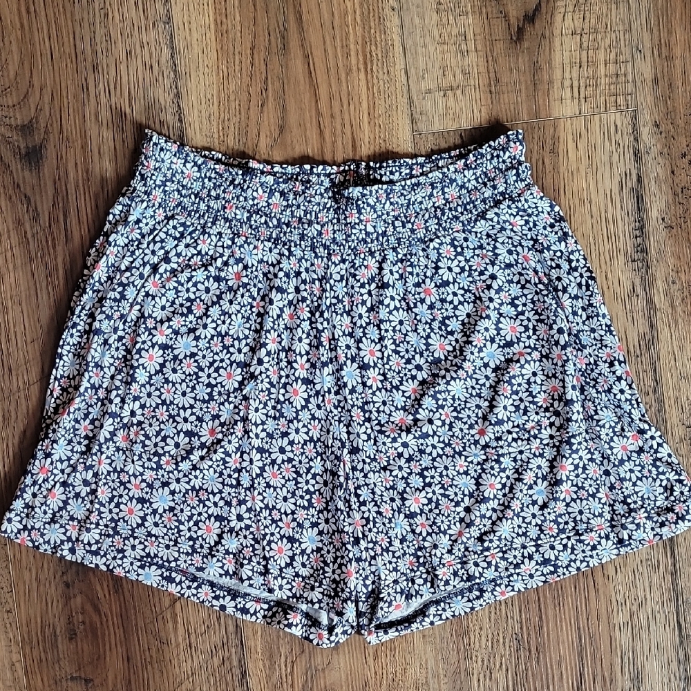 J+B Floral Lounge Shorts, Size S, Soft, Pockets